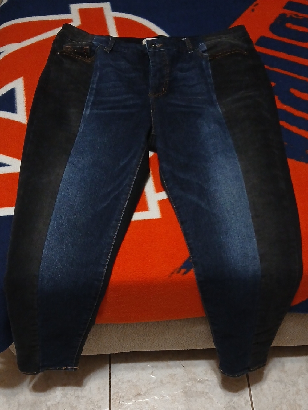 Jessica Simpson Two-Tone Skinny Jeans in Dark Blue and Black